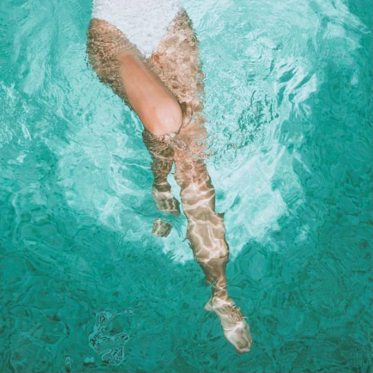 stay-_0003_pool