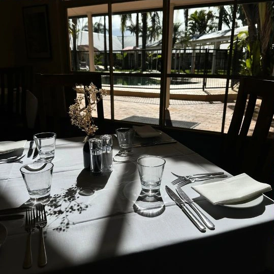 ballina byron restaurant-meals-and-dining-areas